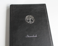 Stammbuch "Lebensbaum" mit silbernem Schrift aus Nappaleder DIN A4, schwarz